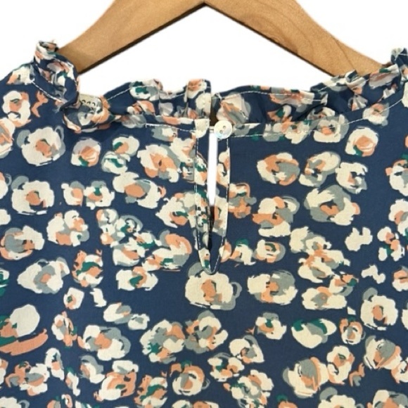 Michelle McDowell Floral Ruffle Neck Long Sleeve Top Size Medium - Picture 5 of 13